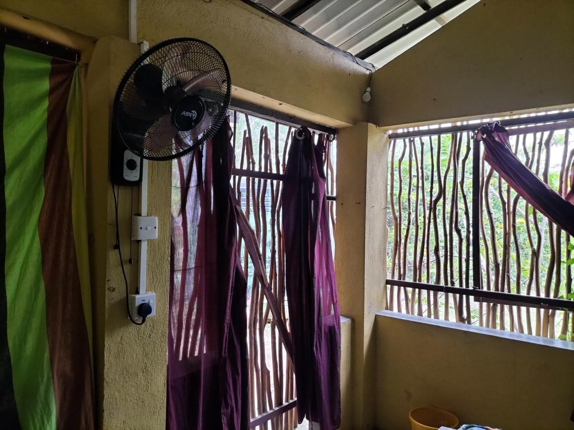 Yala Ying Yang Hostel & Camping Ngoại thất bức ảnh